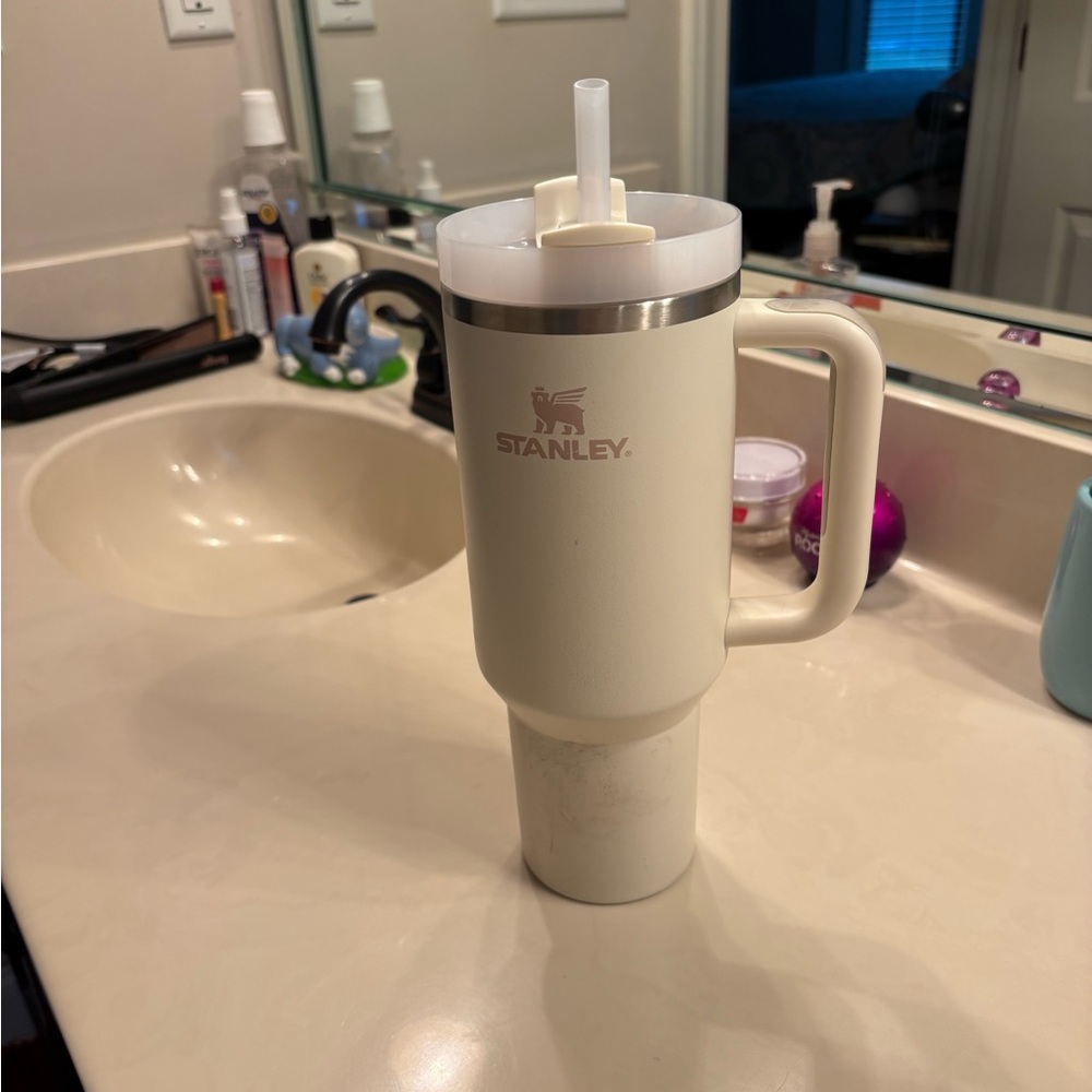 stanley beige
